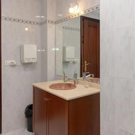 Apt 40 M2 Air Conditioning Abitacion-salon-cocina-bano Radiant Heating Appartement *