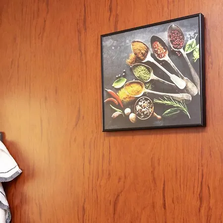 Apartment Apt 40 M2 Air Conditioning Abitacion-salon-cocina-bano Radiant Heating